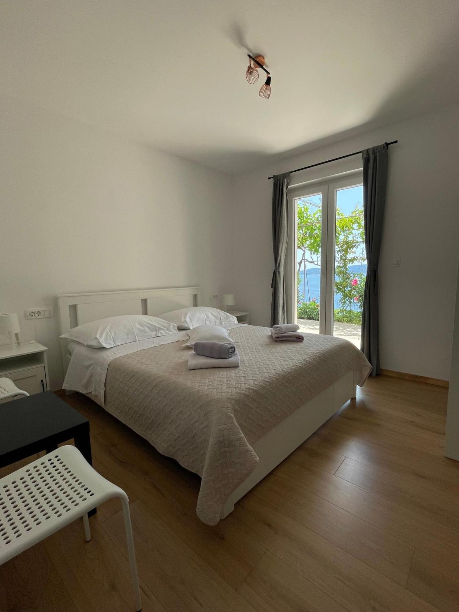 Apartments Tom Mimice Zewnętrze zdjęcie